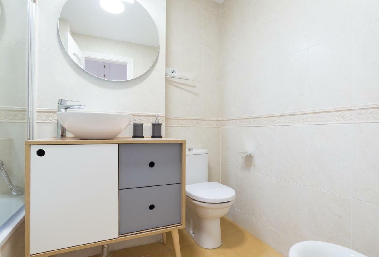 Apartamentos Tucan Malaga Ngoại thất bức ảnh
