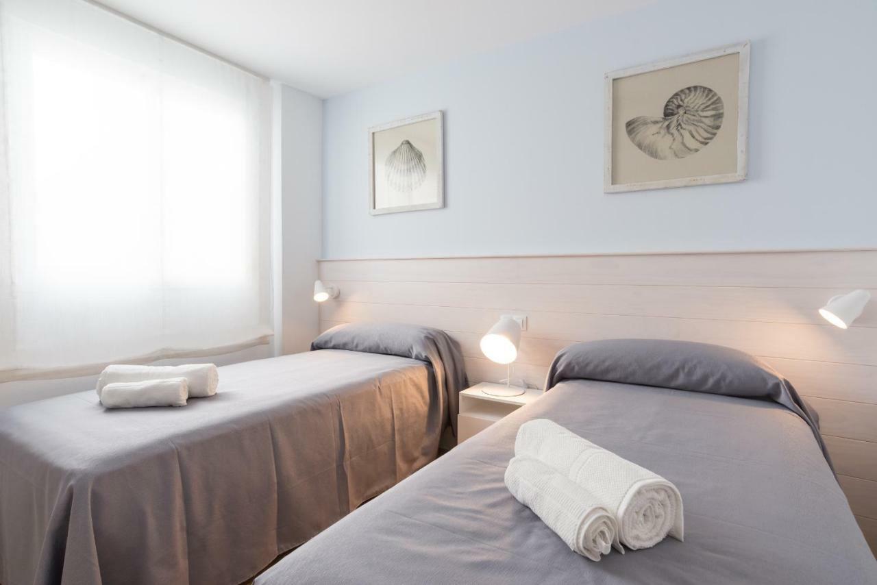 Apartamentos Tucan Malaga Ngoại thất bức ảnh